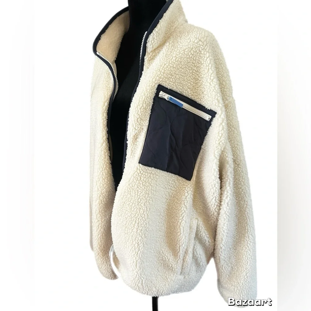 Goodfellow & Co Cream Sherpa Jacket with Navy Blue Pocket unisex XXL